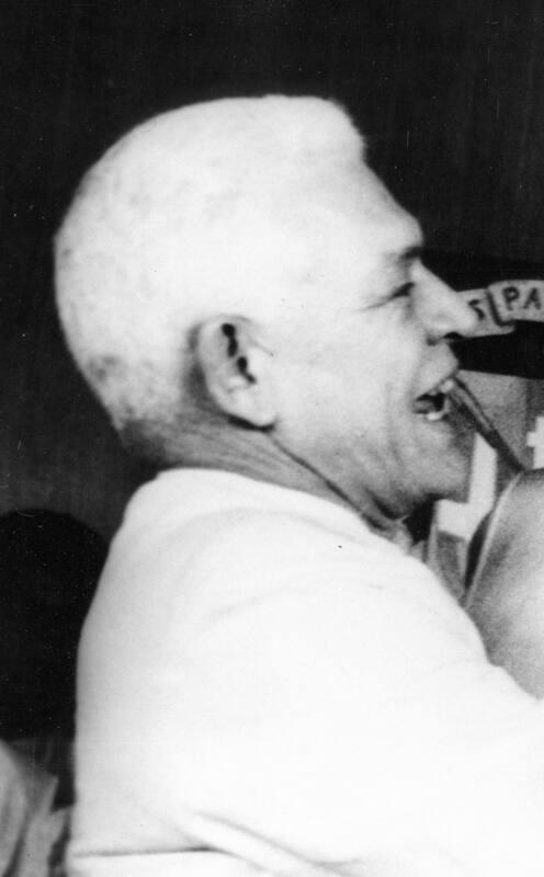 Image courtesy of the LBJ Library, Audio/Visual Archives Collection, Photograph No. 63-2-63