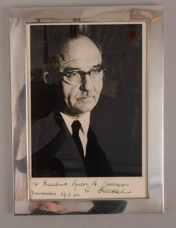 Image courtesy of the Lyndon Baines Johnson Library and Museum.