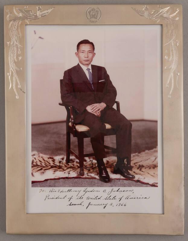 Image courtesy of the Lyndon Baines Johnson Library and Museum.